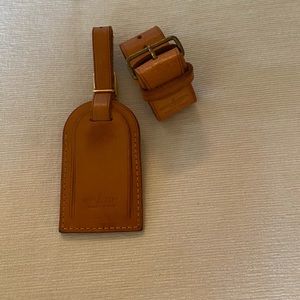 LOUIS VUITTON Luggage Tag